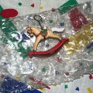 Vintage Keepsake Christmas Ornament